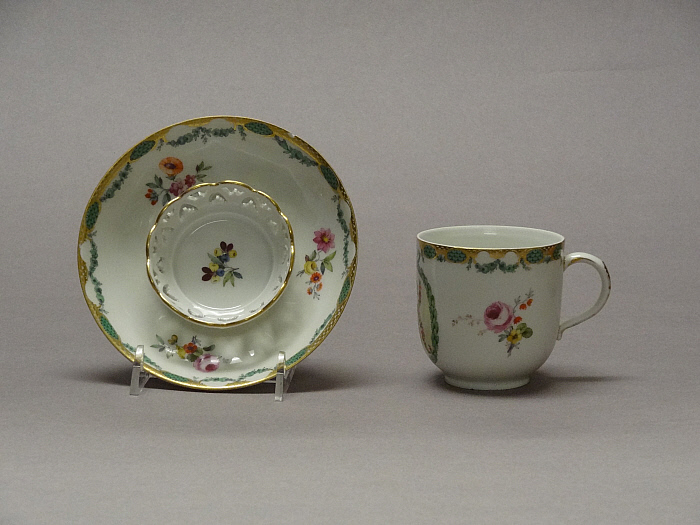 Cup and Trembleuse Saucer Slider Image 1