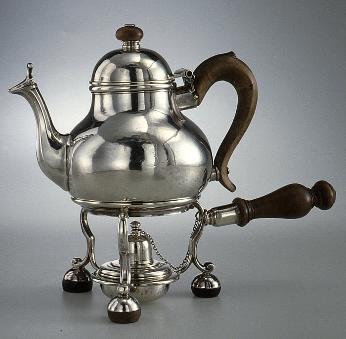 Teapot on Stand