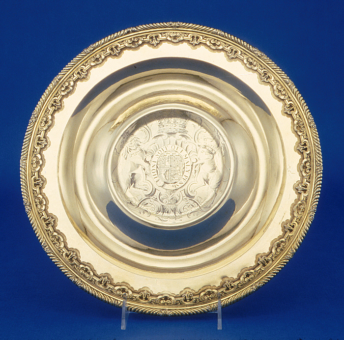 Dish (gilt)