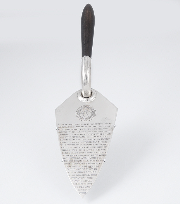 Trowel Slider Image 1