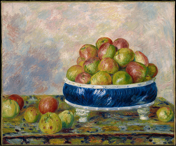 Apples in a Dish