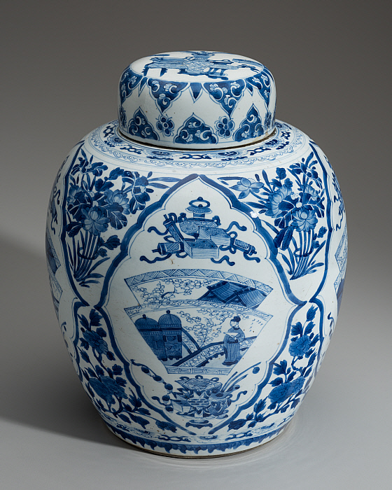 Pair of Ginger Jars Slider Image 3