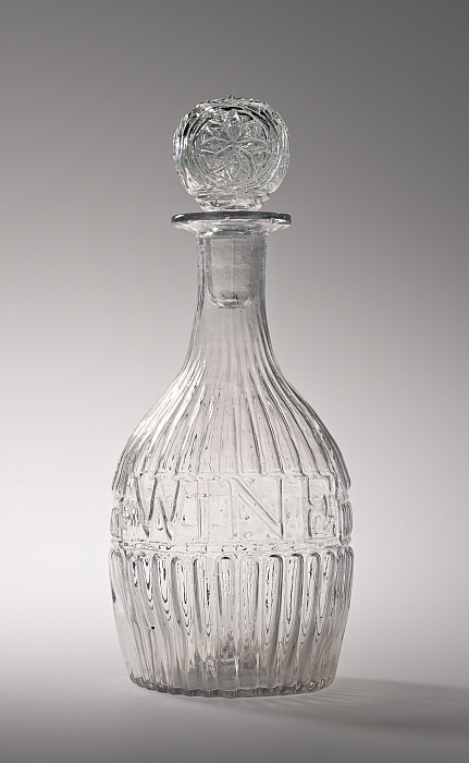 Decanter and Stopper Slider Image 1