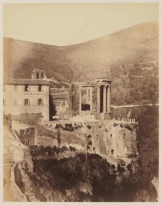 Temple of the Sibyl, Tivoli Slider Image 1