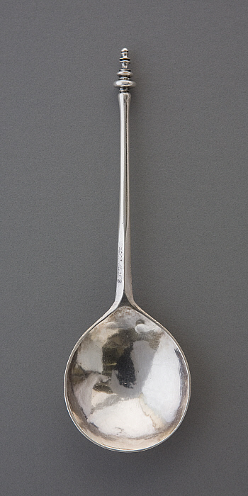 Baluster-Top Spoon Slider Image 1