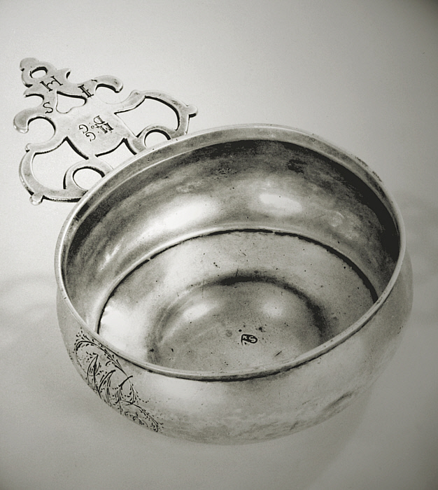 Porringer