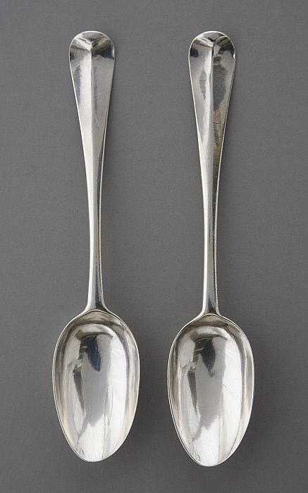 Pair of Tablespoons Slider Image 1