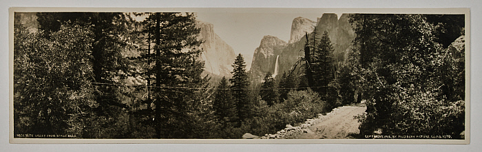 Panorama of Yosemite Valley from Stage Road