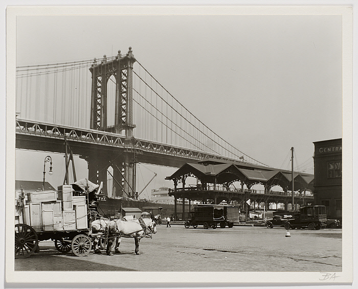 Manhattan Bridge with Pier 21, Pennsylvania Railroad, New York
