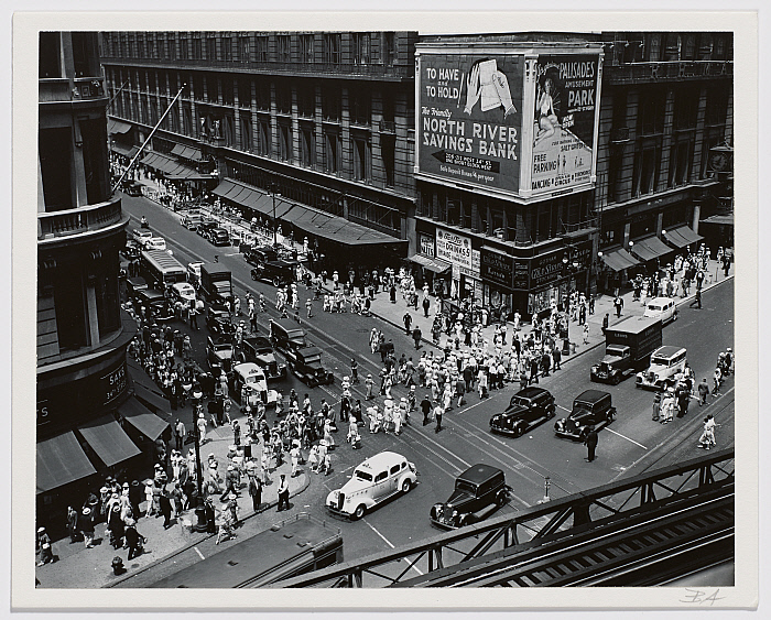 Untitled [Herald Square, West 34th Street and Broadway, New York]
