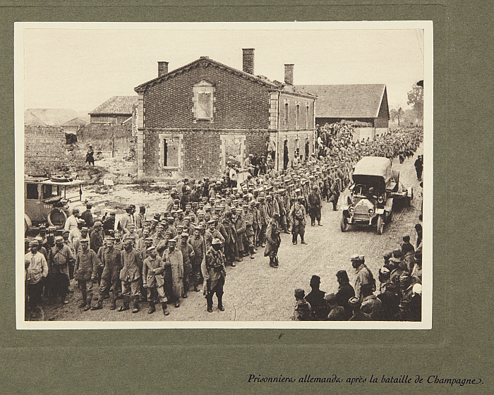 Documents from the Photographic Section of the French Army: 1914-16, Album I Slider Image 13