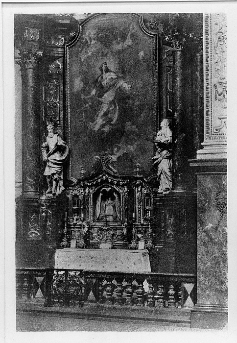 Old Shrine in Franciscana Church, Vienna, Austria