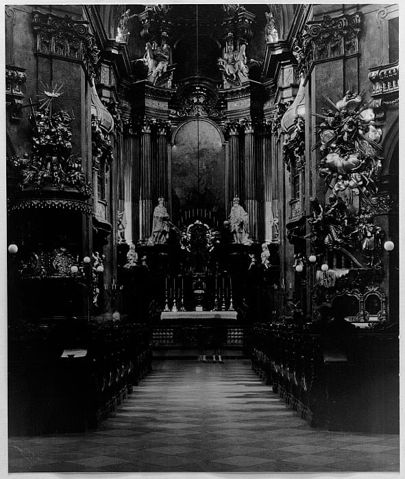 Altar with Baroque Ornament