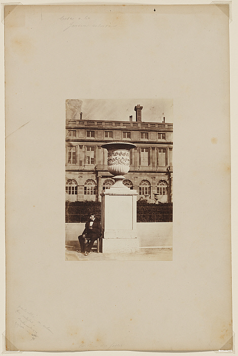 Decorative Vase with Seated Man in the Tuileries