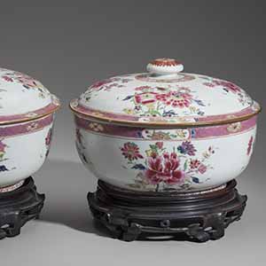 Pair of Famille Rose Bowls