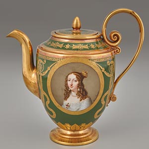 Teapot and cover (théière Asselin) with portraits of Anne of Austria (1601-1666) and Christina of Sweden (1626-1689)