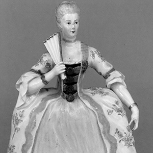 Statuette: Court Lady