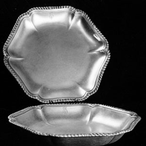 Dishes (set of four)