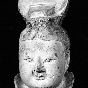 Tomb Guardian: fragment of a head