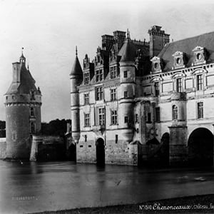 Château de Chenonceau: Façade and Dungeon