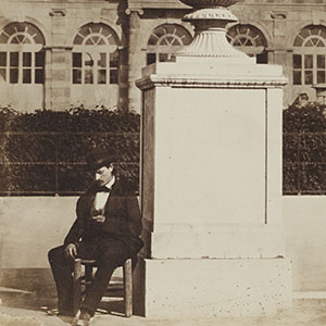 Decorative Vase with Seated Man in the Tuileries